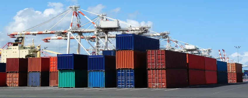 8月份起海运费又涨了，，，，，，，航运价钱上涨何时休？？？？？？？？